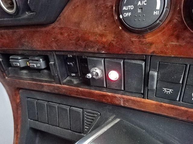 NISSAN DIESEL QUON 2022 Image 31