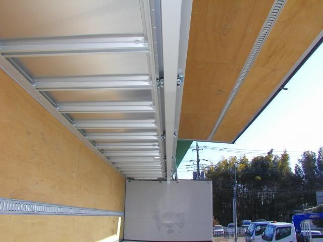 MITSUBISHI FUSOU SUPER GREAT 2023 Image 31