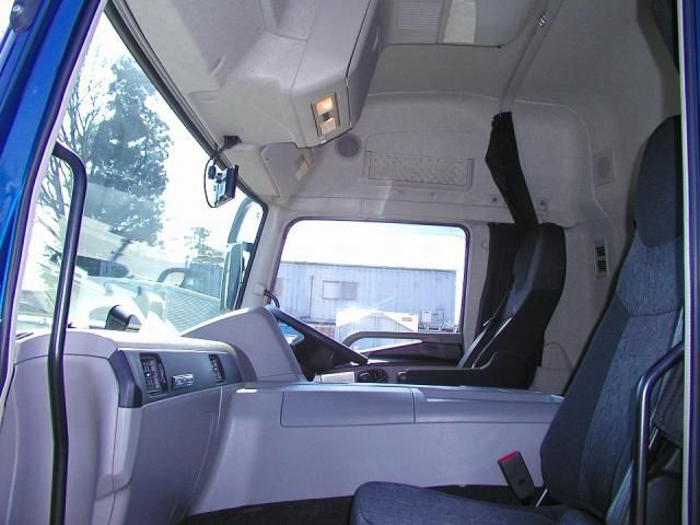 MITSUBISHI FUSOU SUPER GREAT 2023 Image 31