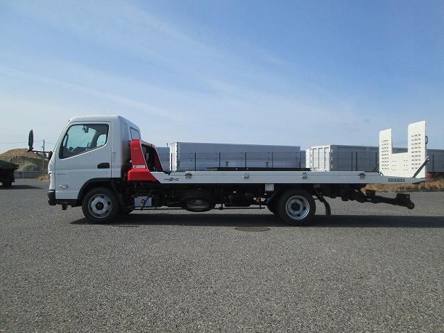 MITSUBISHI CANTER 2025 Image 31