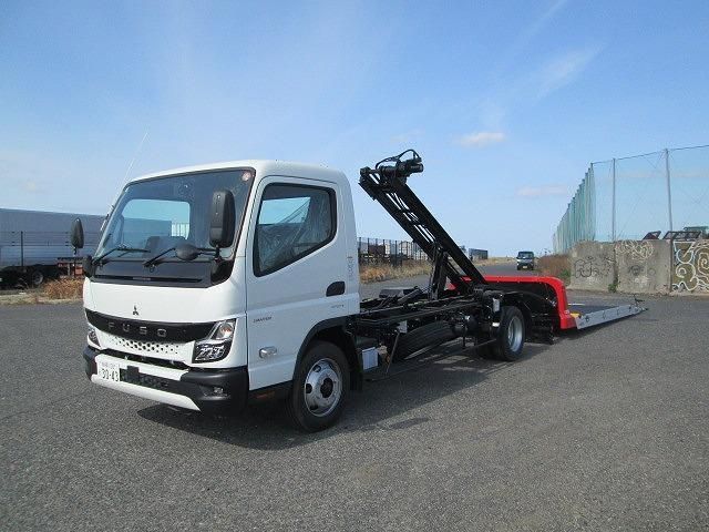 MITSUBISHI CANTER 2025 Image 31