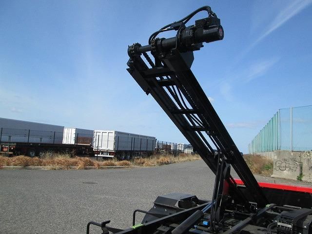 MITSUBISHI CANTER 2025 Image 31