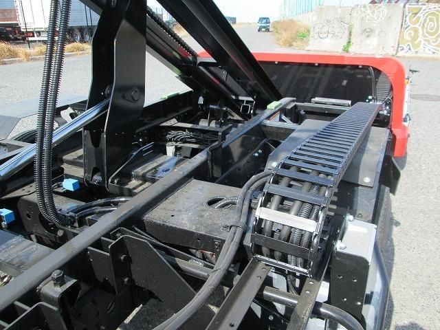 MITSUBISHI CANTER 2025 Image 31