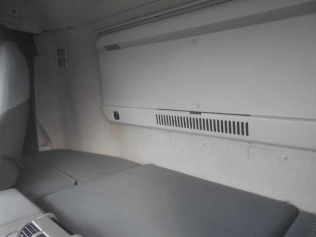 MITSUBISHI FUSOU SUPER GREAT 2017 Image 31