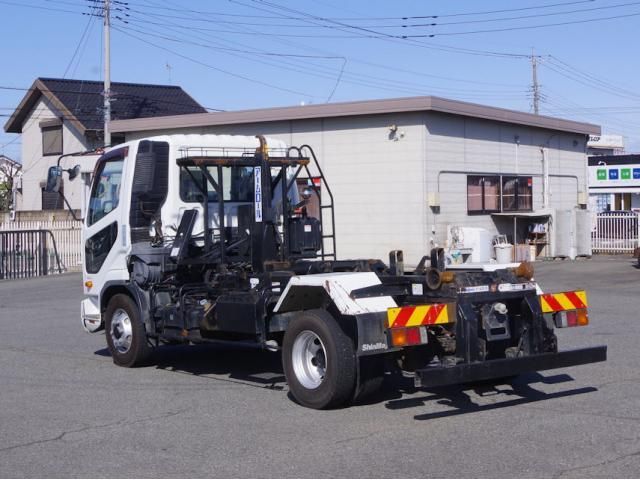 MITSUBISHI FUSOU FIGHTER 2016 Image 31