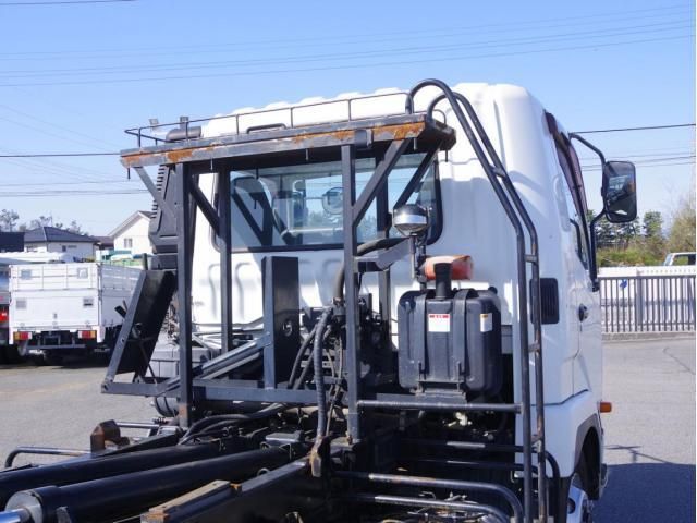 MITSUBISHI FUSOU FIGHTER 2016 Image 31