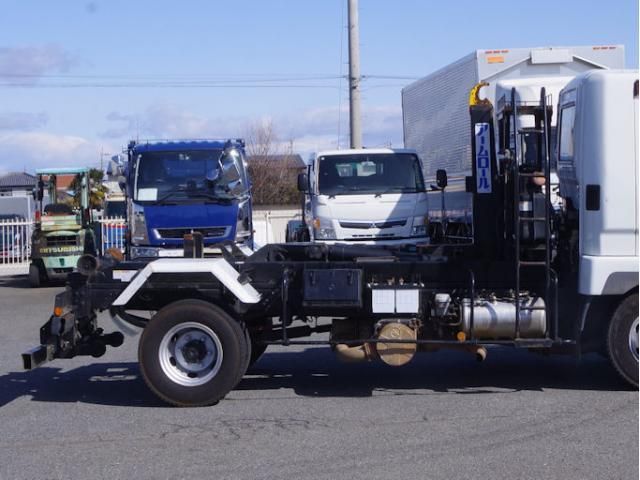 MITSUBISHI FUSOU FIGHTER 2016 Image 31