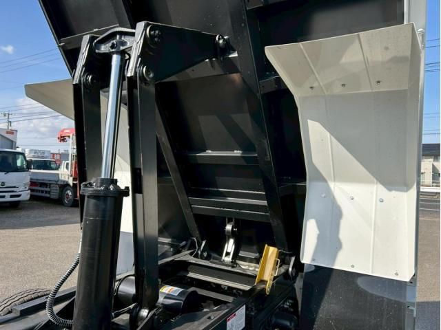 HINO DUTRO 2024 Image 31