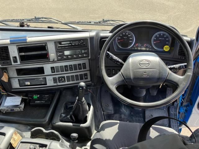 HINO PROFIA 2013 Image 31