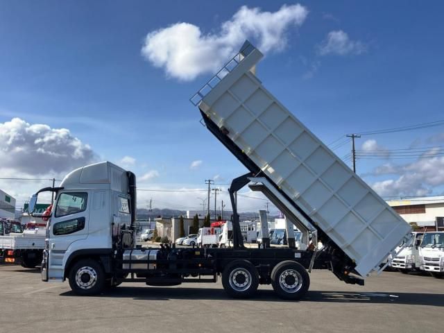 MITSUBISHI FUSOU SUPER GREAT 2025 Image 31