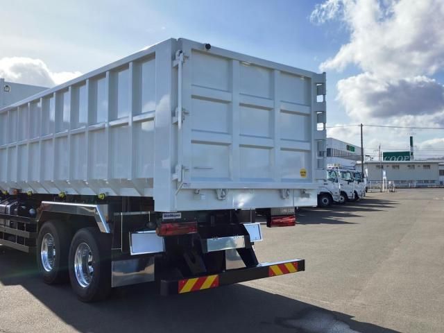 MITSUBISHI FUSOU SUPER GREAT 2025 Image 31