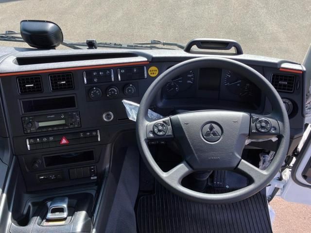 MITSUBISHI FUSOU SUPER GREAT 2025 Image 31