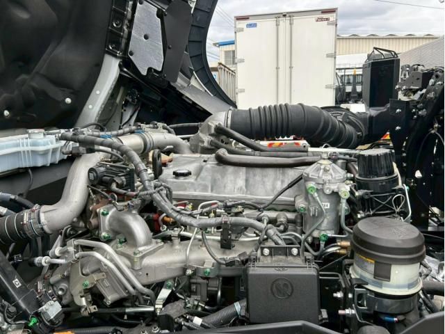 HINO PROFIA 2025 Image 31