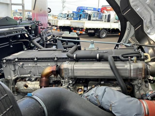 MITSUBISHI FUSOU SUPER GREAT 2025 Image 31