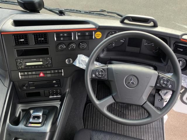 MITSUBISHI FUSOU SUPER GREAT 2025 Image 31