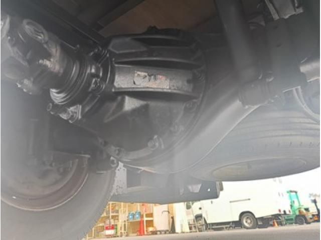 ISUZU ELF 2013 Image 31