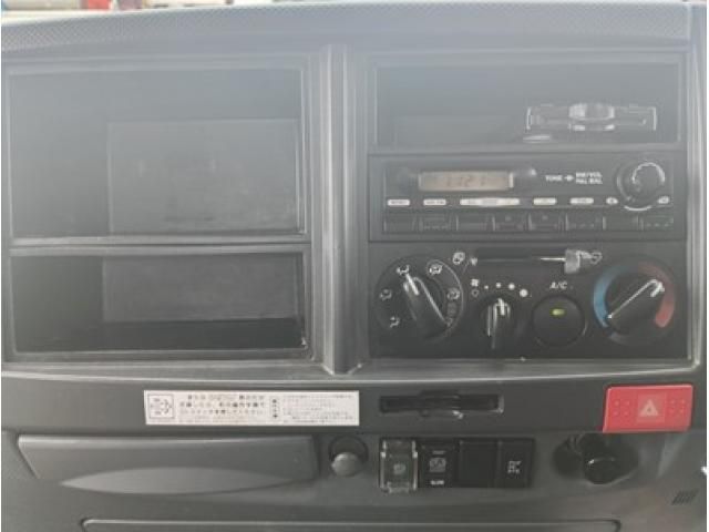 ISUZU ELF 2013 Image 31