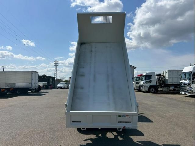 MITSUBISHI CANTER 2025 Image 31