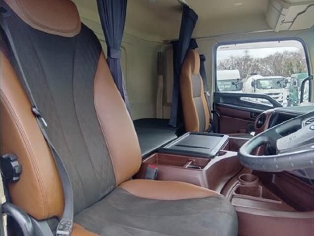 HINO PROFIA 2021 Image 31