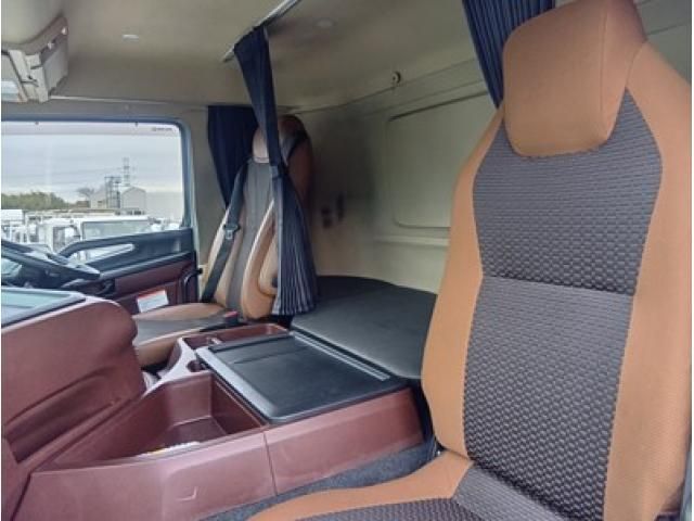 HINO PROFIA 2021 Image 31