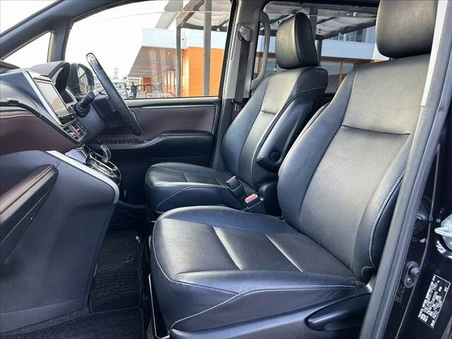 TOYOTA ESQUIRE HYBRID 2015 Image 31