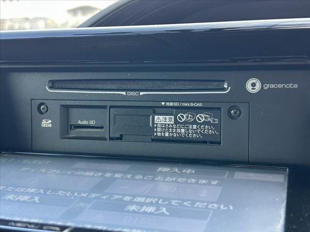 TOYOTA ESQUIRE HYBRID 2015 Image 31