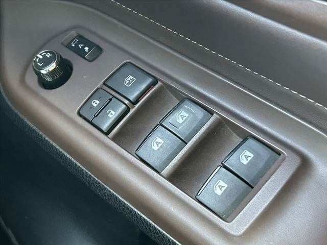 TOYOTA ESQUIRE HYBRID 2015 Image 31