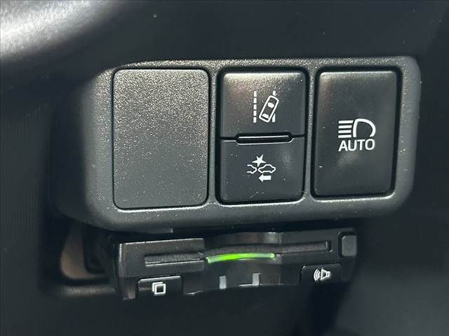 TOYOTA AQUA 2017 Image 31