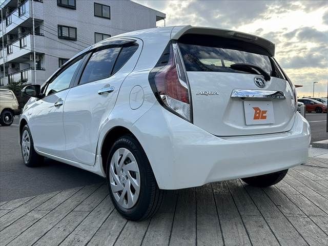 TOYOTA AQUA 2017 Image 31