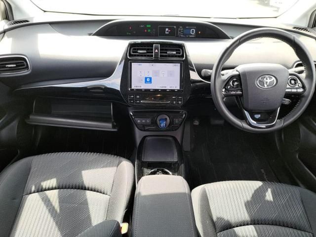 TOYOTA PRIUS 2019 Image 31