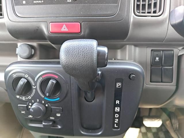 NISSAN NV100 CLIPPER 2023 Image 31