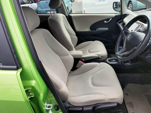 HONDA FIT HYBRID 2012 Image 31