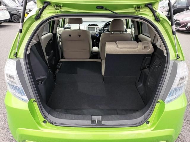 HONDA FIT HYBRID 2012 Image 31