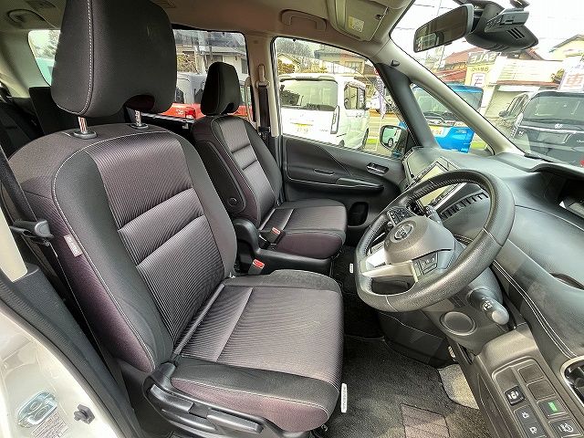 NISSAN SERENA  S-HYBRID 2018 Image 31