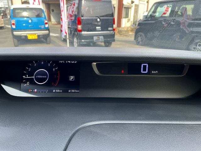 NISSAN SERENA  S-HYBRID 2018 Image 31