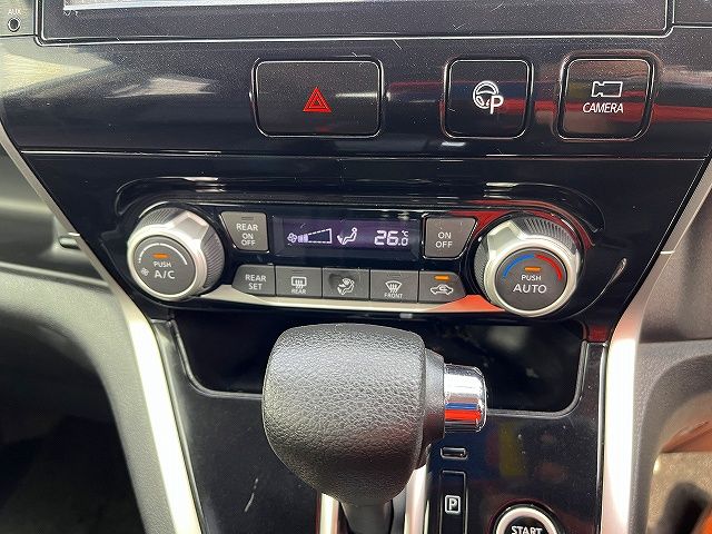 NISSAN SERENA  S-HYBRID 2018 Image 31