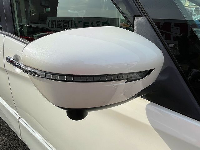 NISSAN SERENA  S-HYBRID 2018 Image 31