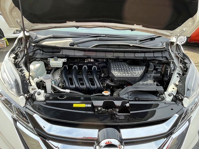 NISSAN SERENA  S-HYBRID 2018 Image 31