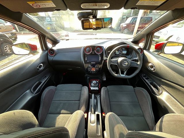 NISSAN NOTE 2017 Image 31