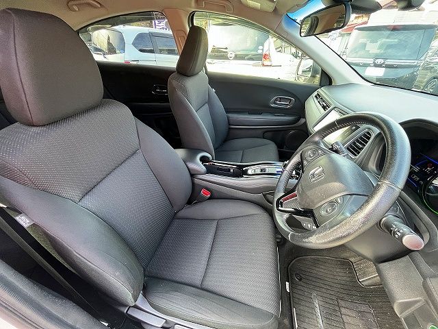 HONDA VEZEL HYBRID 2015 Image 31