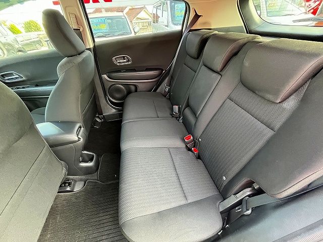 HONDA VEZEL HYBRID 2015 Image 31