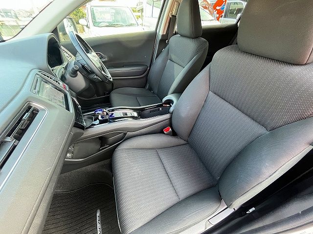 HONDA VEZEL HYBRID 2015 Image 31