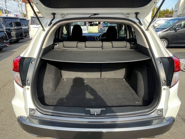 HONDA VEZEL HYBRID 2015 Image 31