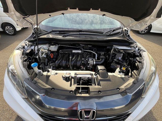 HONDA VEZEL HYBRID 2015 Image 31