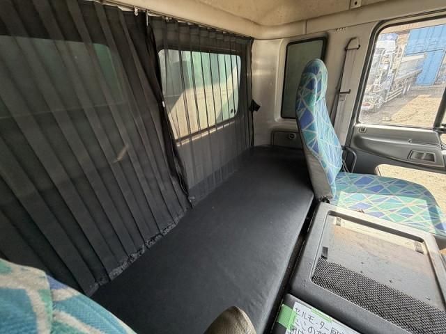 HINO PROFIA 2003 Image 31