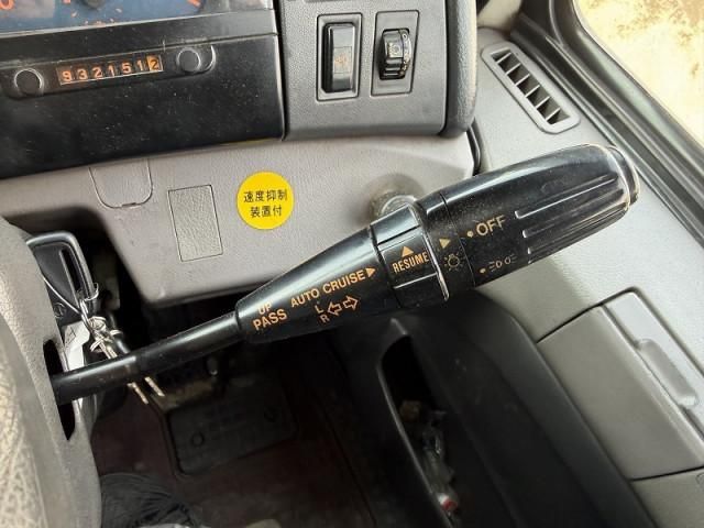 HINO PROFIA 2003 Image 31