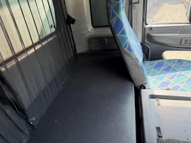 HINO PROFIA 2003 Image 31