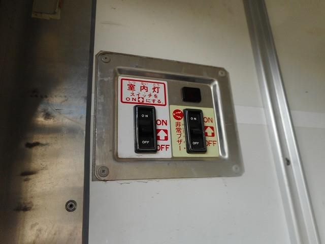 TOYOTA DYNA 2014 Image 31