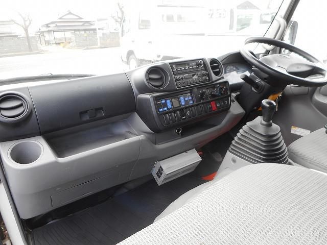 TOYOTA DYNA 2014 Image 31