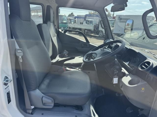 TOYOTA DYNA 2025 Image 31